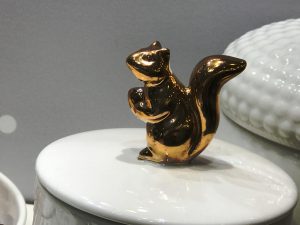 Sagaform-Eichhörnchen-Gold